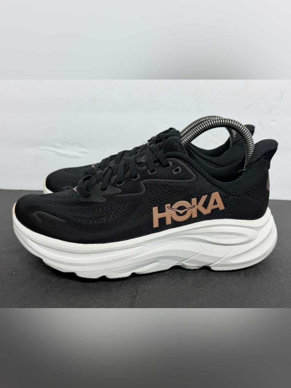 NEW Women's Hoka One One Clifton 10 Black Rose Gold 1162031 BRGL SIZE 8 B